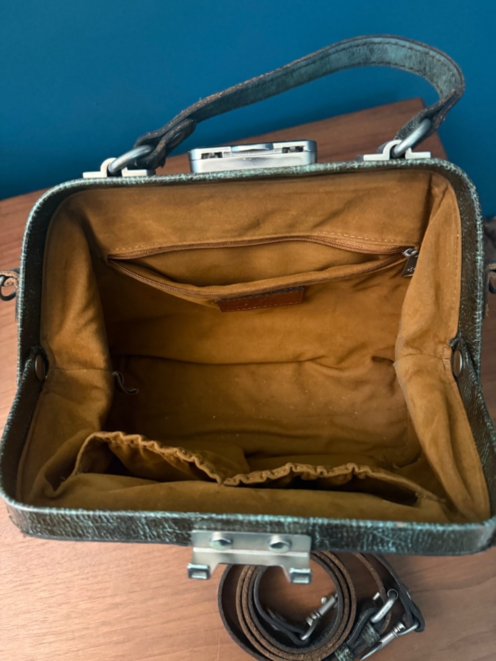 Patricia Nash Turquoise and Brown Tooled Leather Satchel Bag - Picture 3 of 7